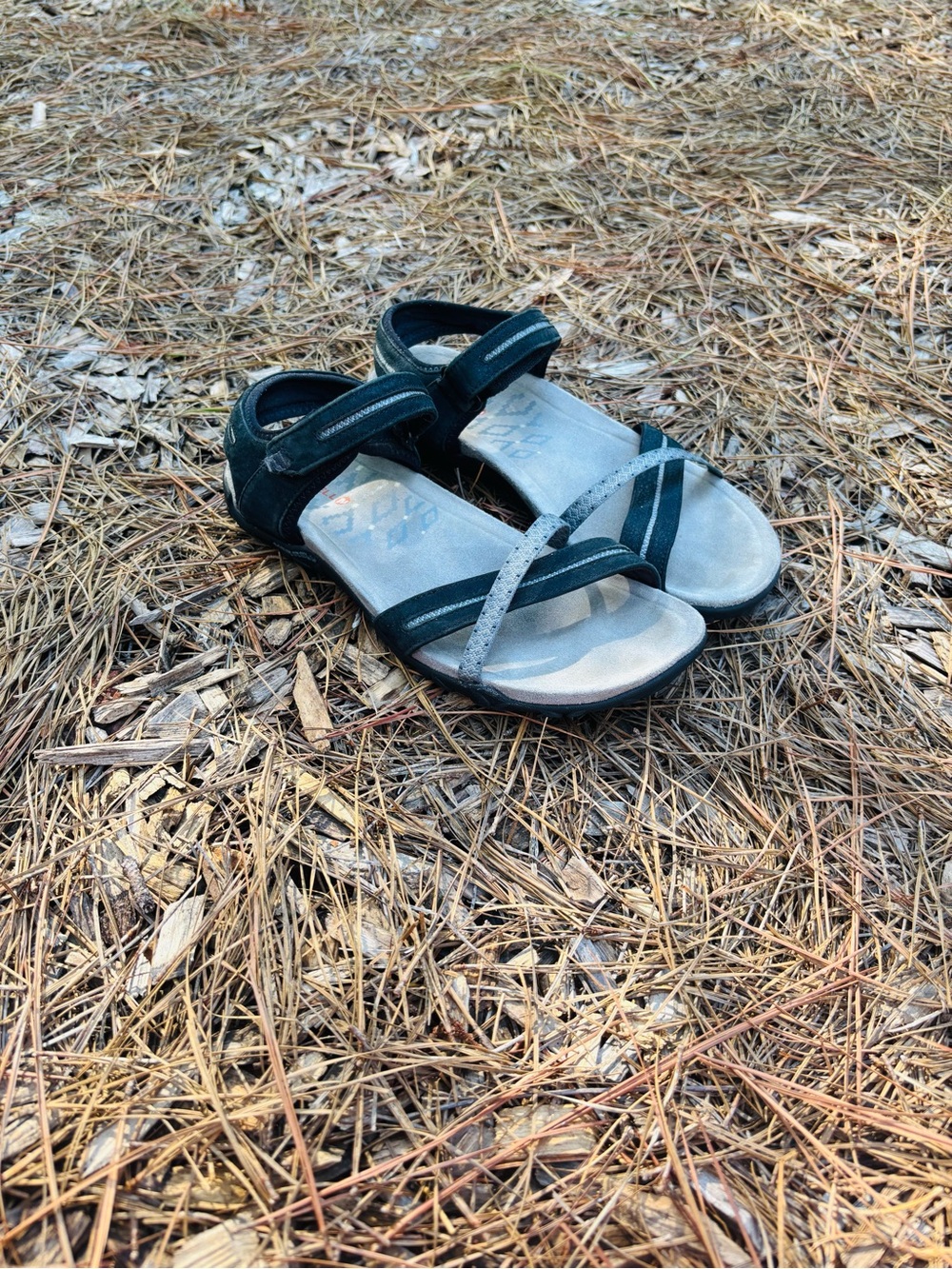 Merrell Terran Cross 11 Cross Black and Silver Strappy Comfort Sandals size 8 - Picture 5 of 14